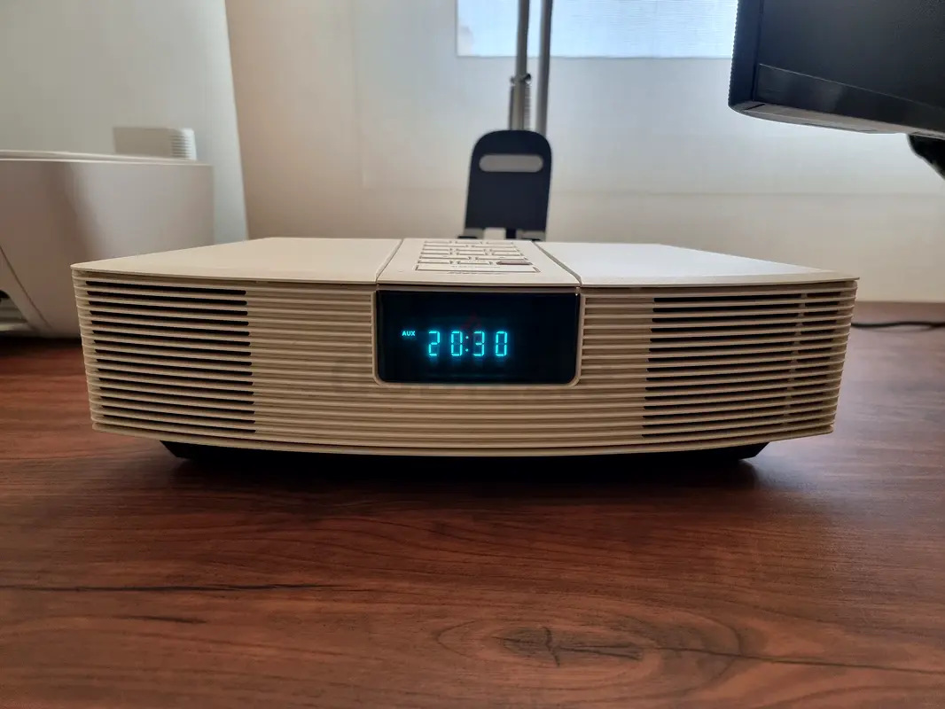 Bose Wave Radio and Speakers