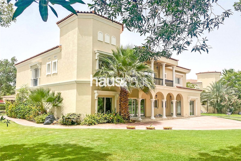 Available Feb | 6 Bed Luxury Villa | Park Backing