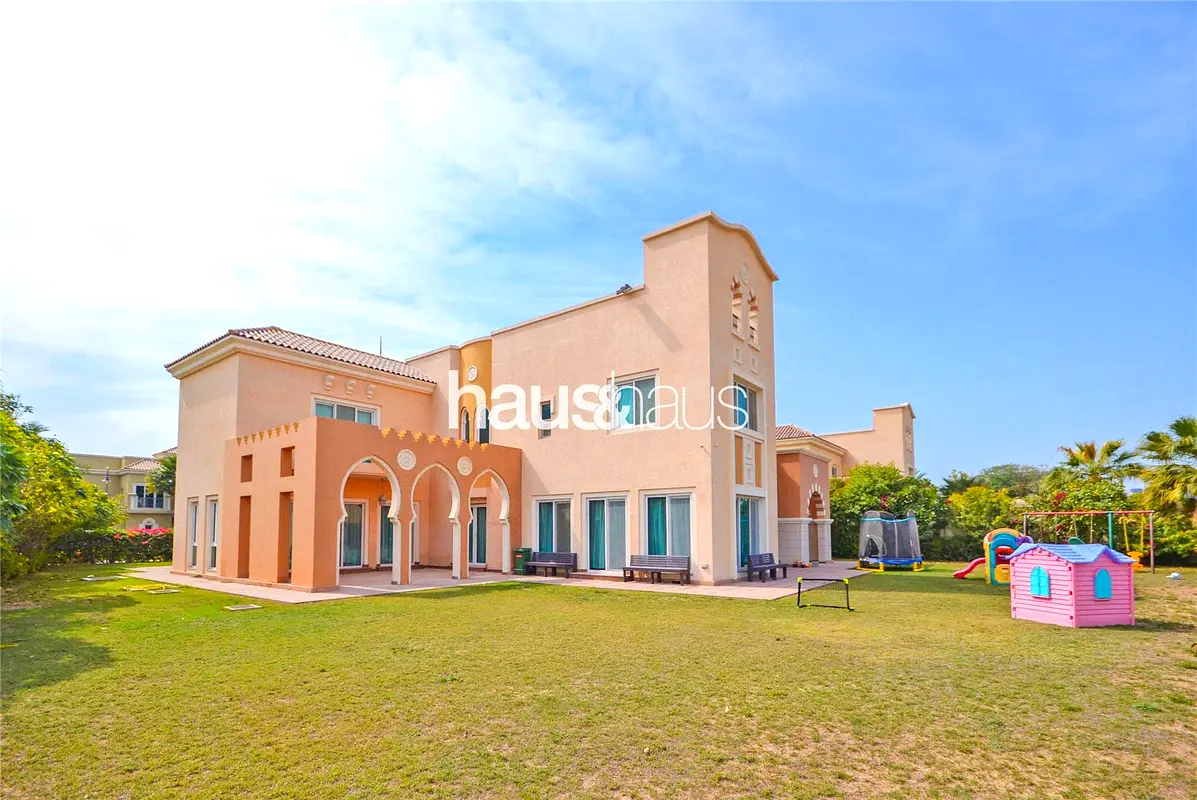 Large 14,338 sq.ft Plot | 6 Bedroom | A Type