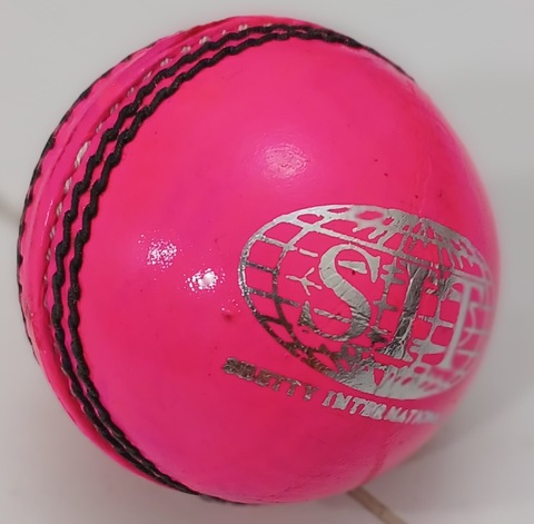 Brand new SIT Club Special Grade A 5 1/2 oz cricket Leather Ball
