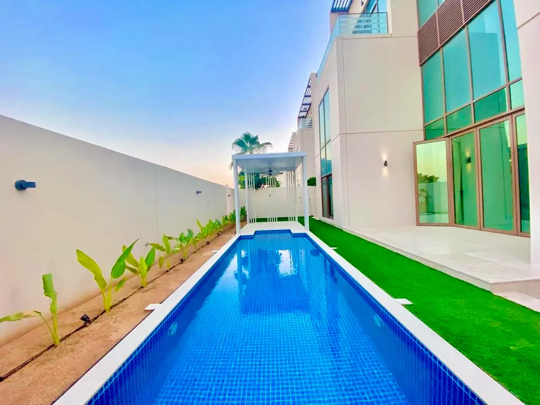 Opulent 6 Bedroom | Fully Furnished | Ready To Move | Private Elevator | Single Row