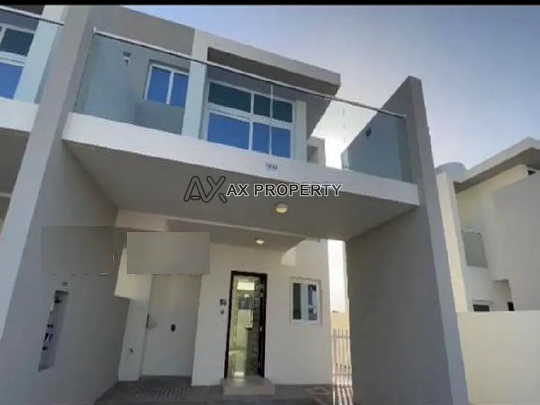 Single Row | Corner Unit | Ready to Move