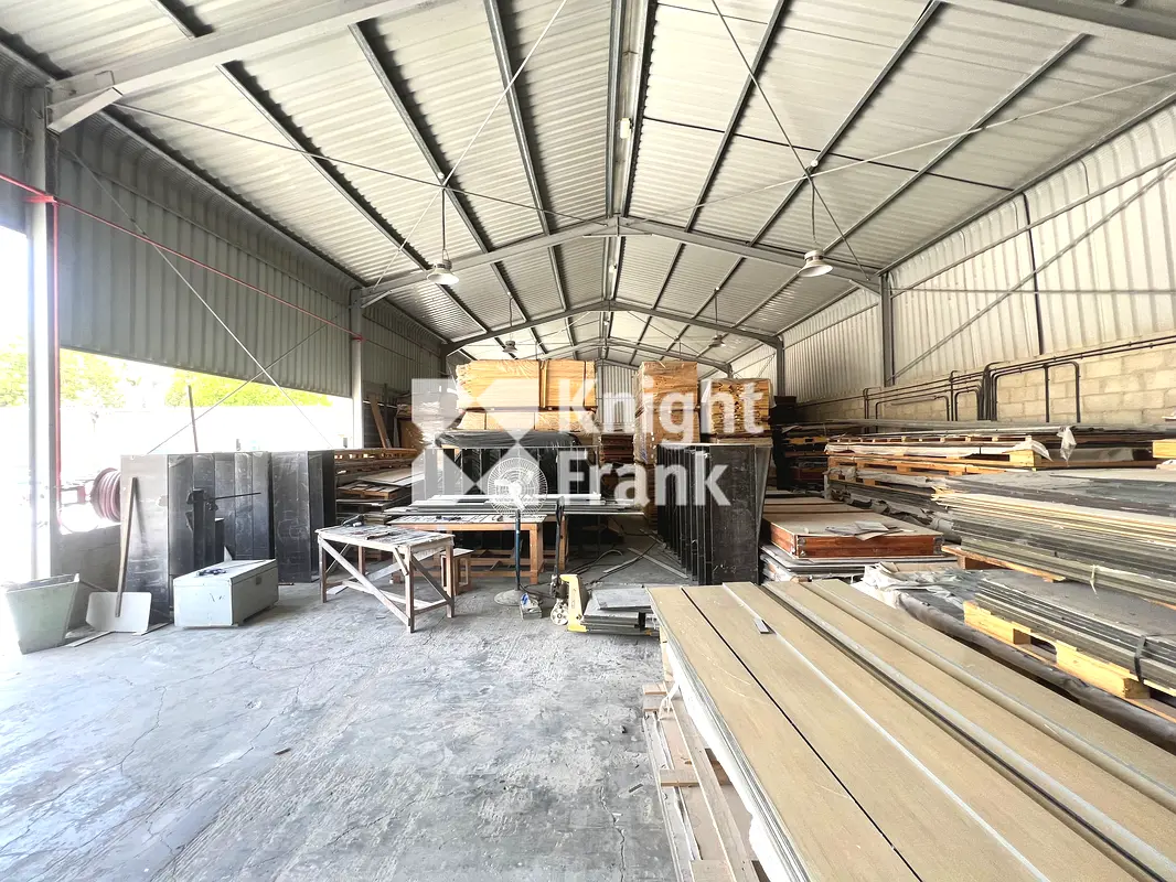 Prime Location l Corporate Office l Extensive Yard