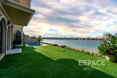 Atrium Entry | Atlantis View | 4 Bedrooms