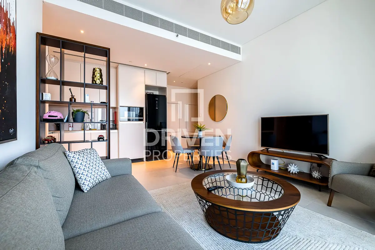 Exclusive Apt with Balcony | Vacant soon