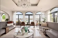 Genuine Listing |vip Frond | 4 Bed Atrium