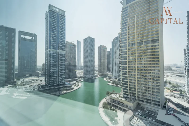 PRIME LOCATION | CLOSE TO METRO | MID FLOOR