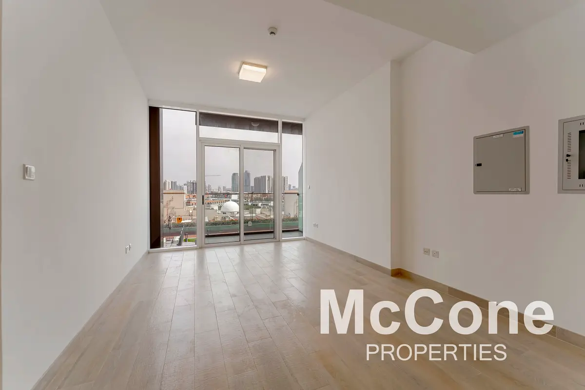 Unfurnished | Pool View | Exclusive