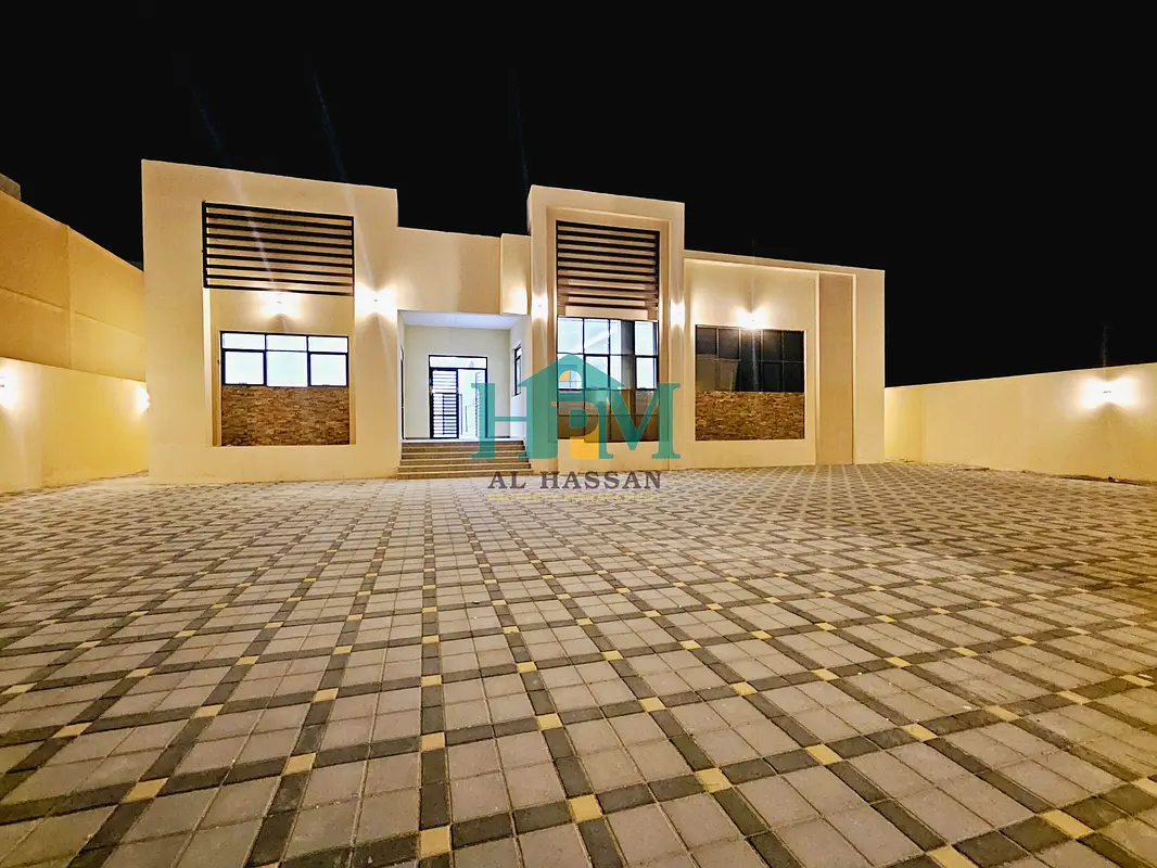 Standalone 5 Master Bedroom Villa With Outside Majlis For Men And Driver Room