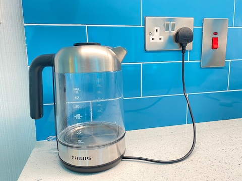 Philips Glass Kettle 1.7L – Series 5000