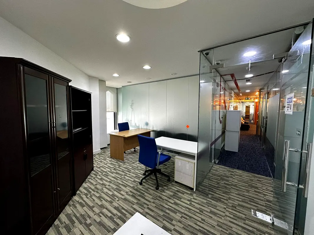 Fully Functional Office in Varsal Business Centre with no commission near \\\\\