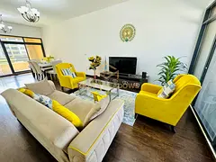 Upgraded 2 Br + Study | Rented