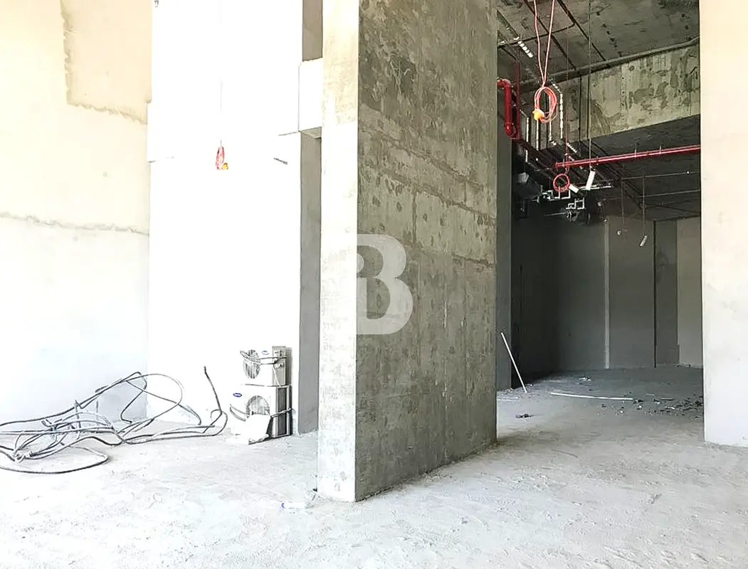 Road Facing Unit | Busy Community | Shell n Core