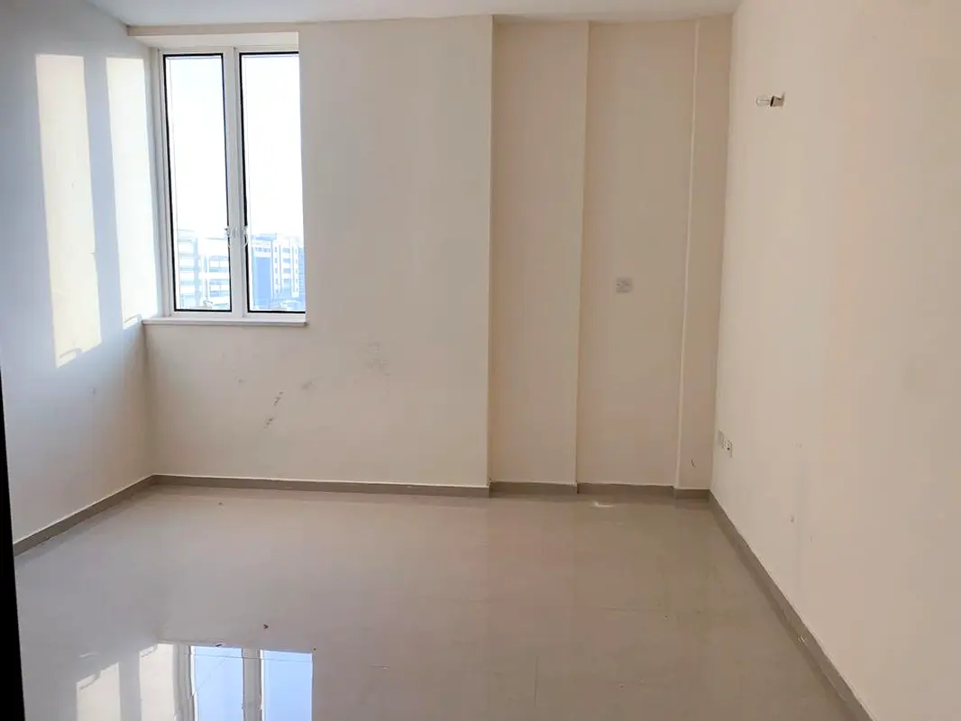 Spacious 2bhk with 2 washrooms in Salam street 53k