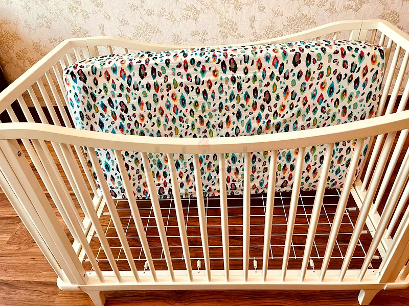 Pottery Barn Dawson Crib (Perfect Condition)