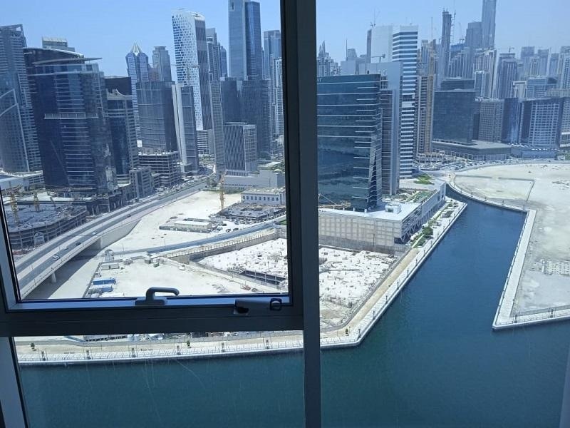Churchill Executive | Fitted  Partition | Lake  Burj View