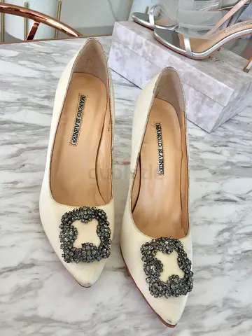 Manolo Blahnik satin shoes size 38 Replica