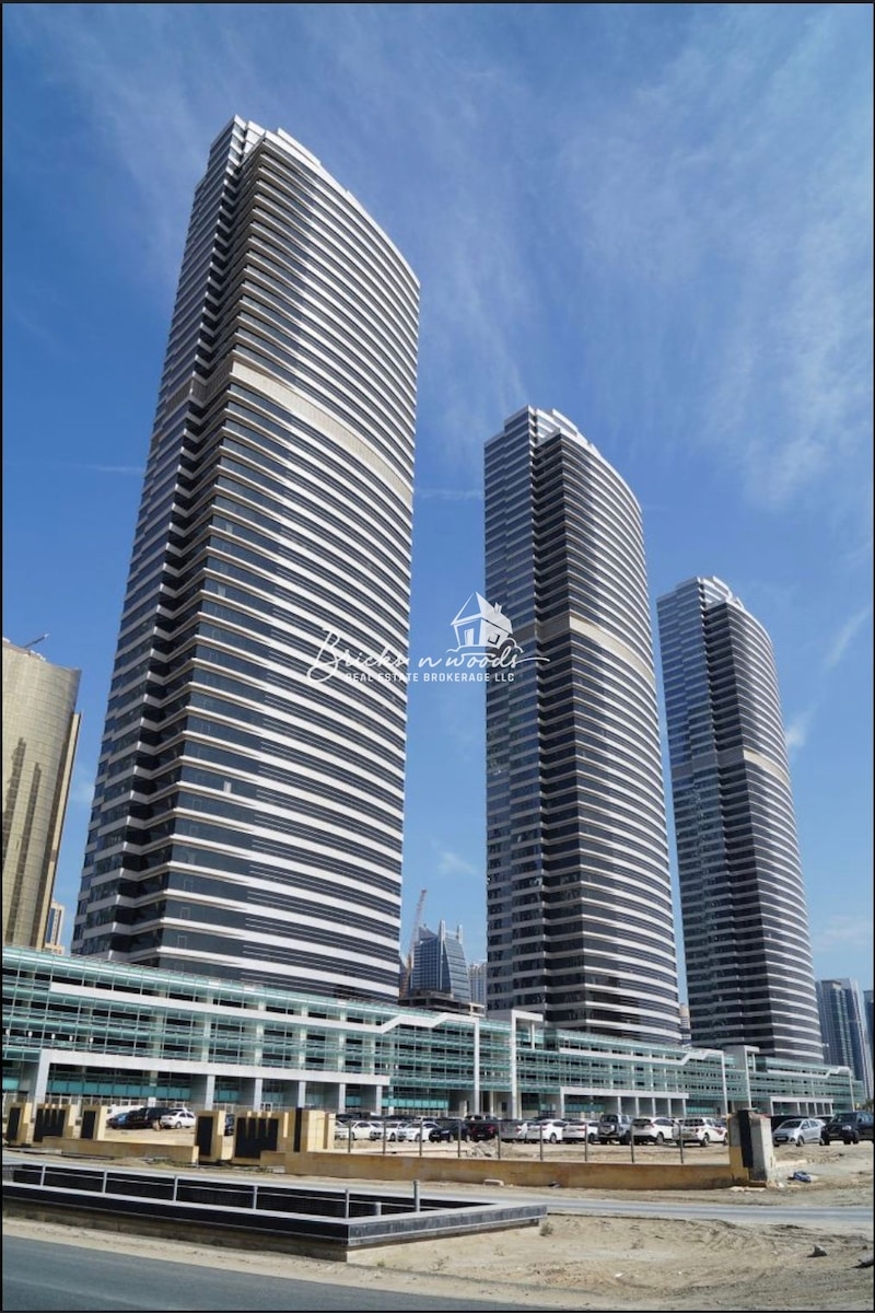 Great Location | Fully Fitted Office Unit | Mazaya AA-1