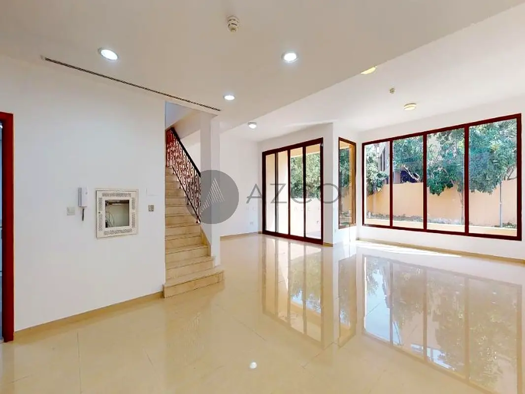 Community View | Private Garden | Large Terrace
