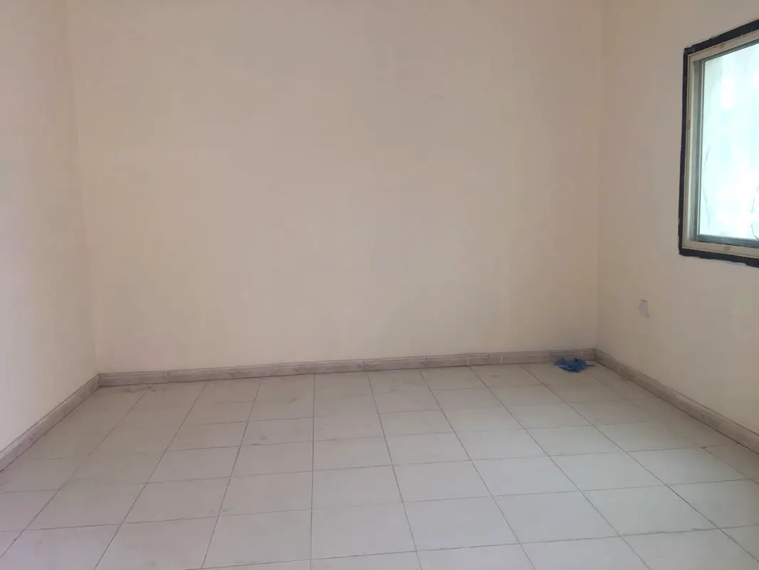 labour camp for rent in Ajman sanaya monthly 500 AED