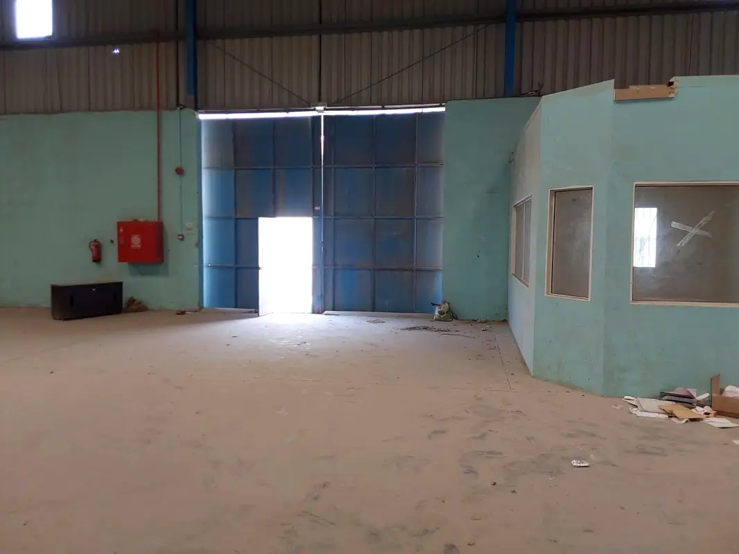 10000 square feet warehouse with 3 phase electricity , near harmanian perfumes