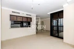 Spacious With Maids Room | Chiller Free