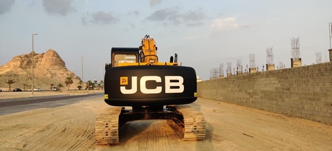 2016 JCB JS205 hydraulic excavator