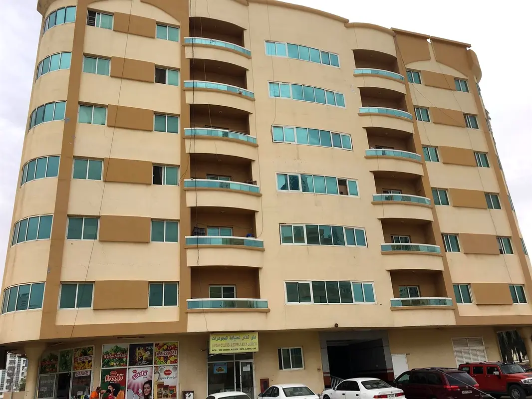 SPACIOUS 2BHK APARTMENT NEW NAKHEEL BUILDING, KARAMA, AJMAN