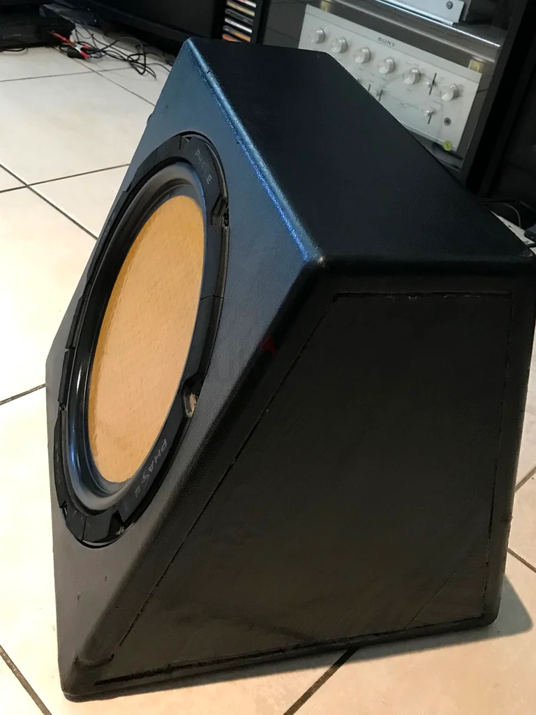 مكبر صوت فرعي عالي الأداء من Phase Linear Aliante SI 1263259692566273112