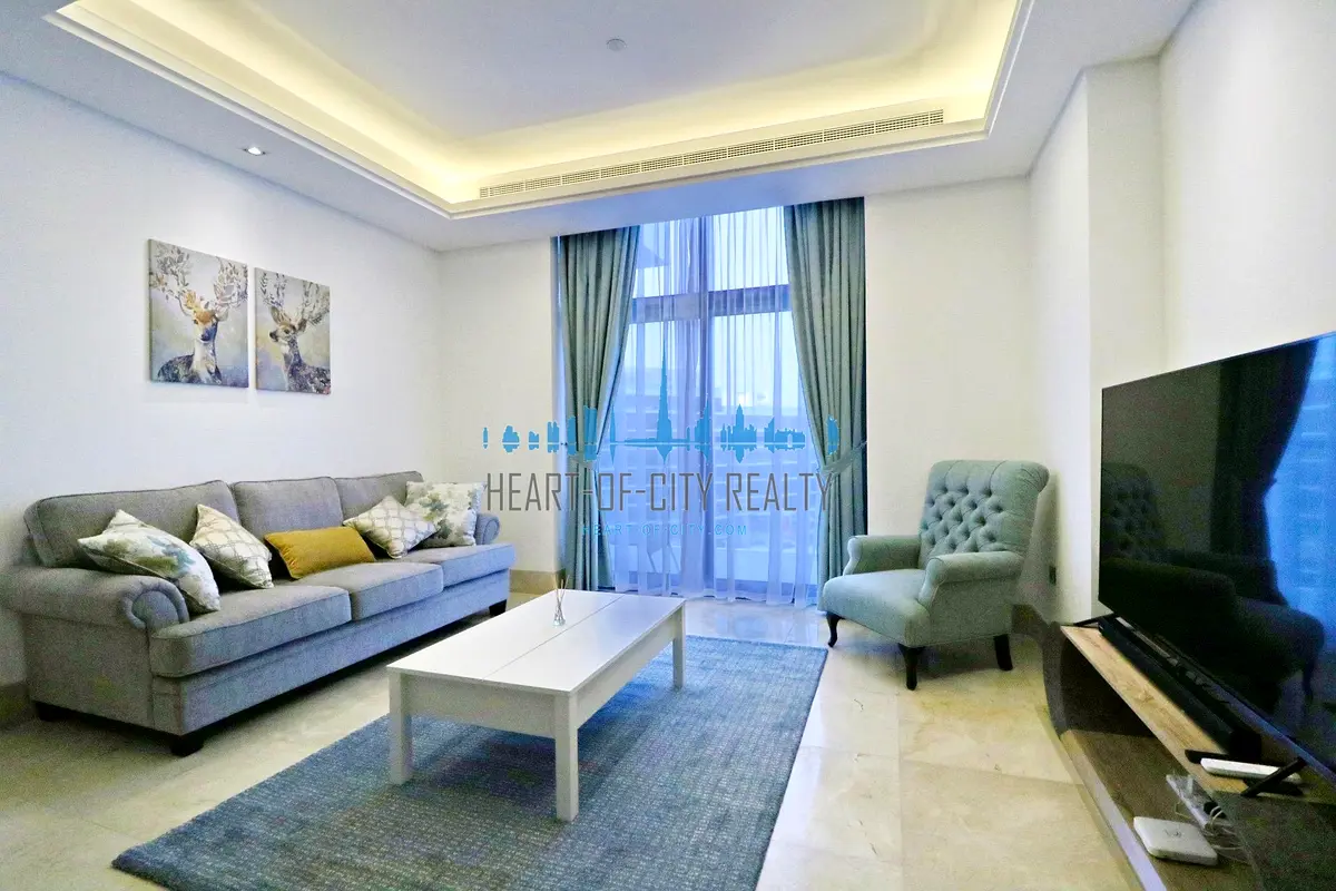 Sea and Dubai Skyline views⎮Hotel Facilities