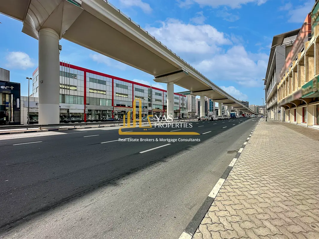 Exclusive | Commercial / Retail | 17086 sq ft