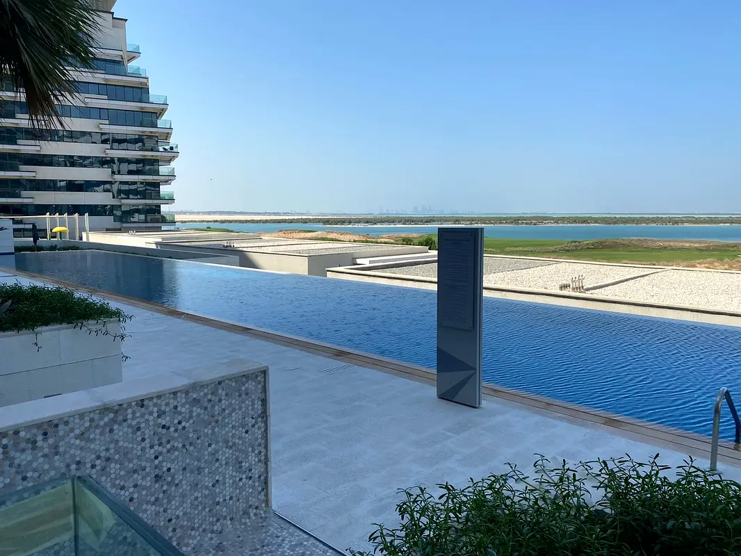 Prestigious Location! Luxurious Finishing ! Ready to move in !