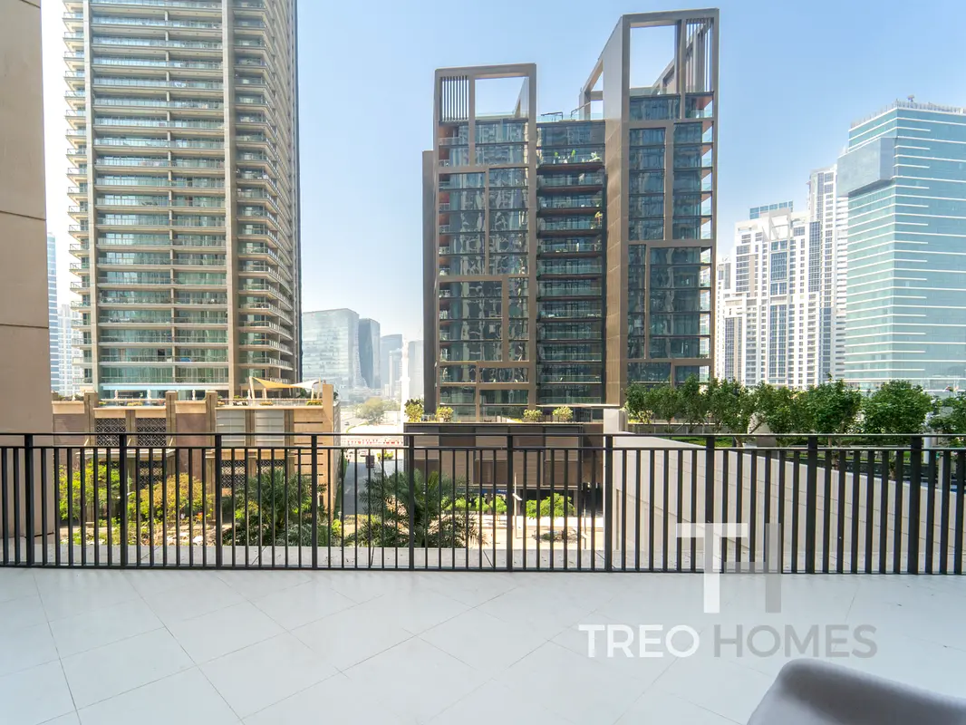 Low Floor | Large Balcony | Corner Unit