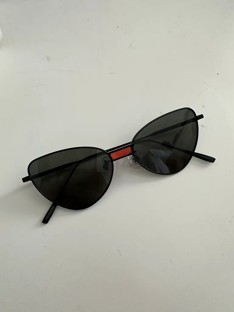 Gentle monster black sunglasses