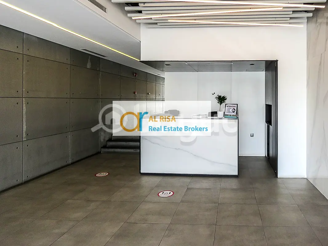 Prime Location, Corner bldg. Office at Al Karama.