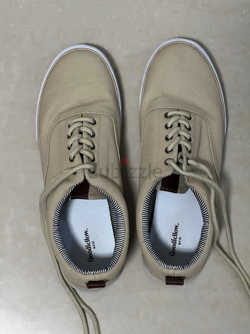 Goodfellow and Co Beige Low Top Sneakers (Size 43) | dubizzle