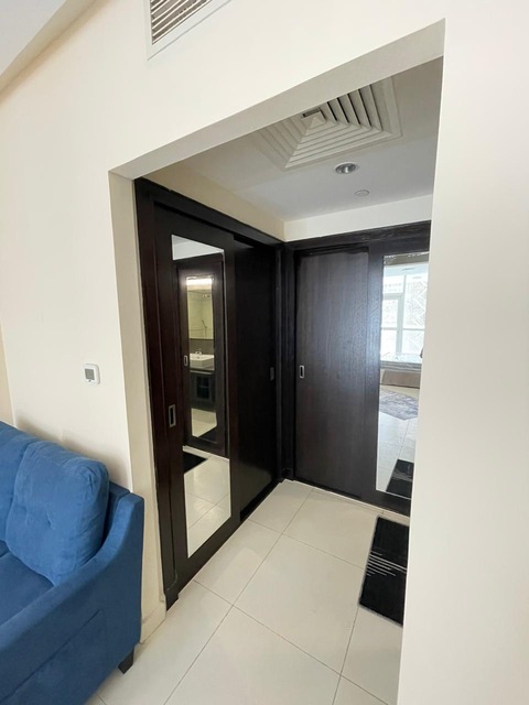 Huge Master Bedroom - Fully New Furniture - Dubai Marina