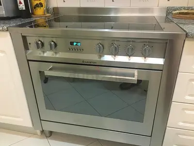 Ariston CP 0V9 M (X) DE electric cooker 4 burners stainless steel 230V FREE DELIVERY +WARRENTY