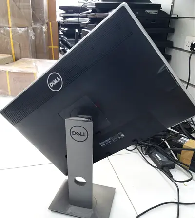 24 inc Dell Full HD LED Monitor With DP+VGA  Hydraulic Stand Model No P2414b