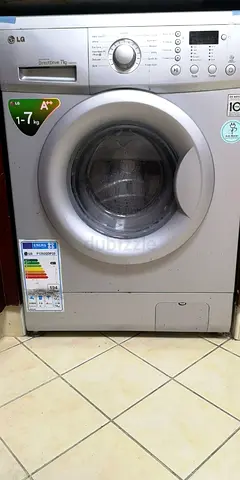 LG 7KG FRONT LOAD WASHING MACHINE F10B8QDT25 FREE DELIVERY +WARRENTY