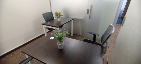 SMART, PRIVATE, PRESTIGEOUSE, FURNISHED  SERVICED OFFICES WITH EJARI, FREE DEWA, INTERNET, CHIL