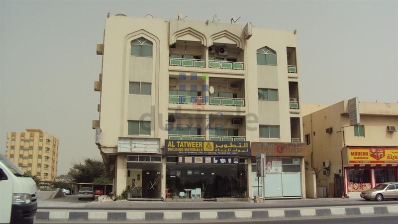Residential 2 Bhk Flat Opposite Indian School, Al Muntasir Street