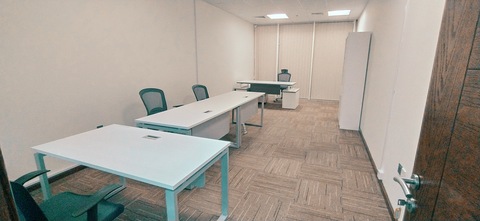 FULLY FURNISHED  SERVICED EXECUTIVE OFFICE WITH EJARI , FREE DEWA, FREE INTERNET, FREE CHI