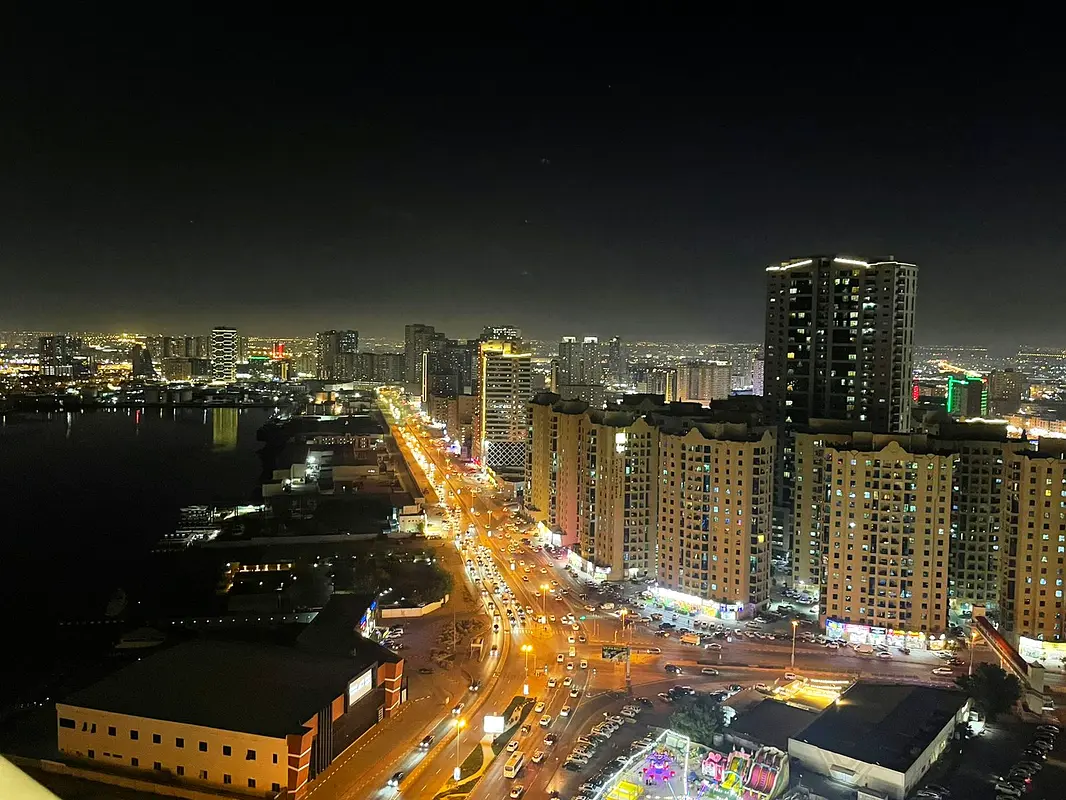 AILABLE FOR MONTHLY RENT, Newly Furnished 2 Bedroom Apartment  Lounge, Location ️ Oasis Towers,