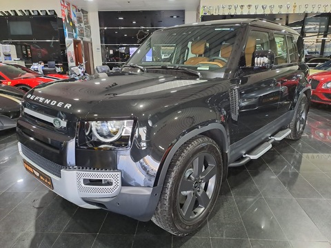 Land Rover Defender HSE, Al Tayer 5 Years Warranty and Service
