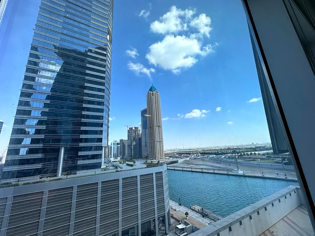 Fitted With Partitions |Canal View |  Bath  Pantry | Business Bay