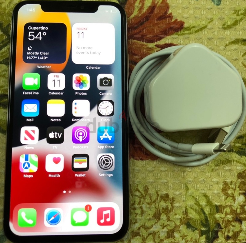 iPhone X 256GB Silver with accessories | dubizzle