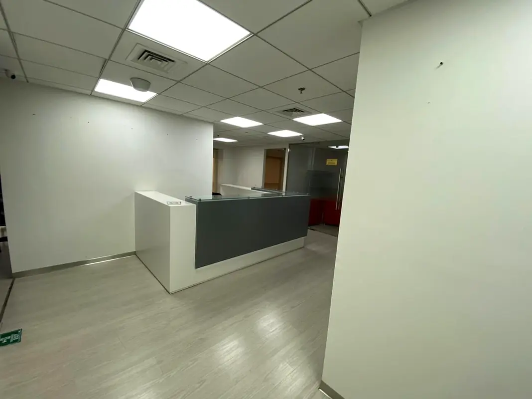 Newly Renovated || Premium Fitted Office