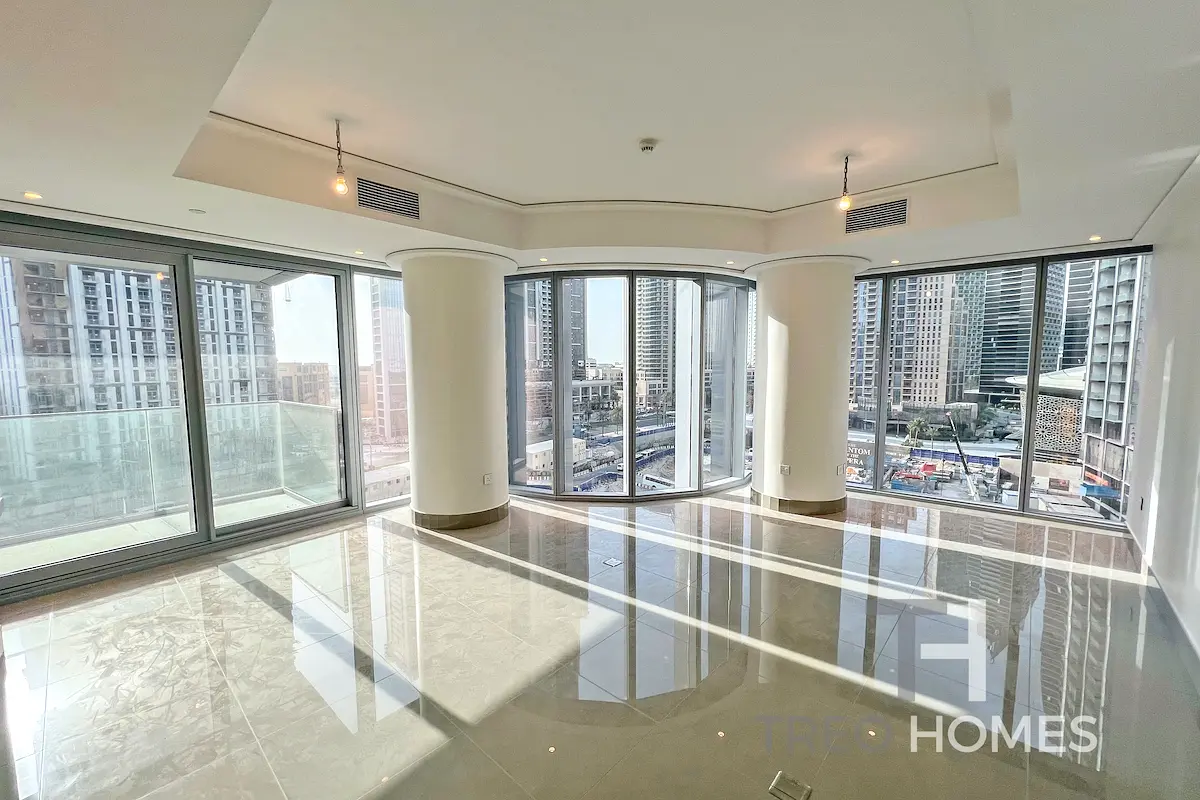 Burj View | Large Living Room | Vacant