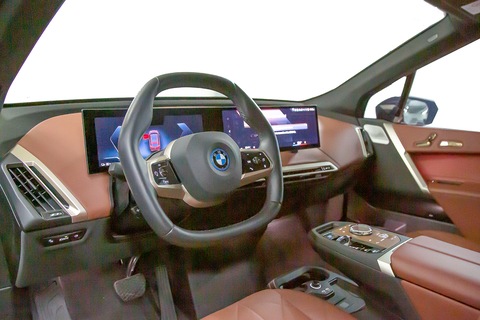 BMW iX xDrive40 Sport Suite (REF NO# 131650)
